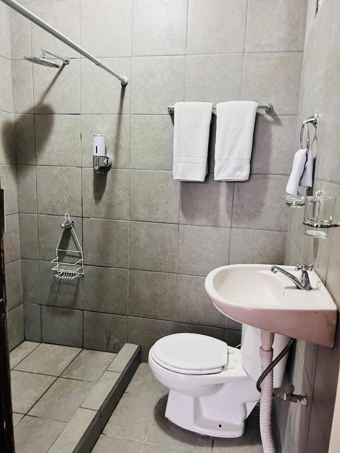 Hotel Adventure Lodge ハコ エクステリア 写真