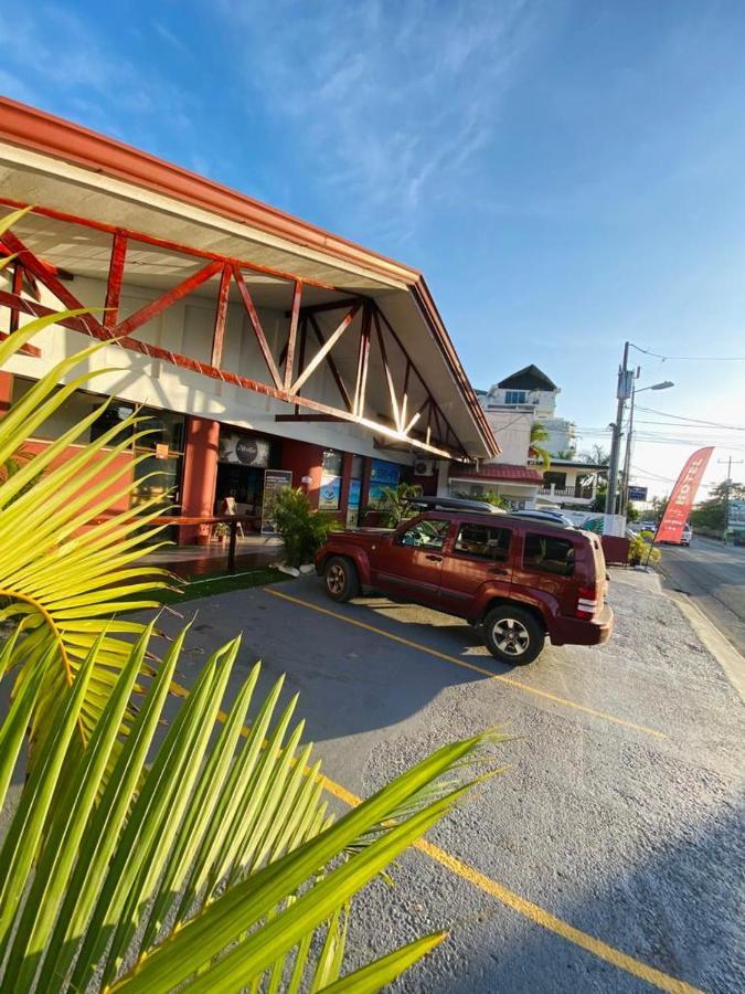 Hotel Adventure Lodge ハコ エクステリア 写真